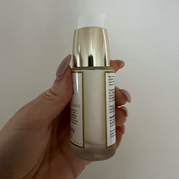 Sunday Riley Good Genes - Picture 3 of 5